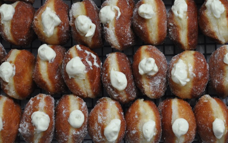 Pączki z creme patissiere