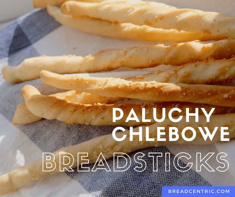 Paluchy chlebowe z parmezanem