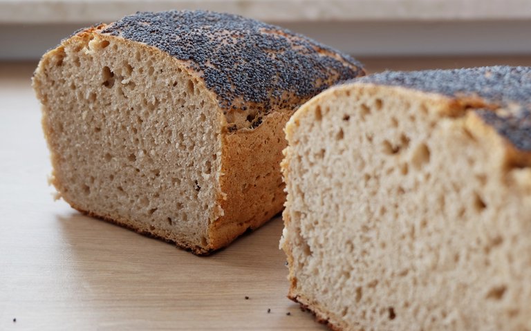 Chleb żytni-pszenny na zakwasie, na trójfazowym zaczynie - miękisz