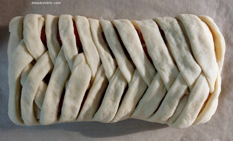 Zaplecione ciasto